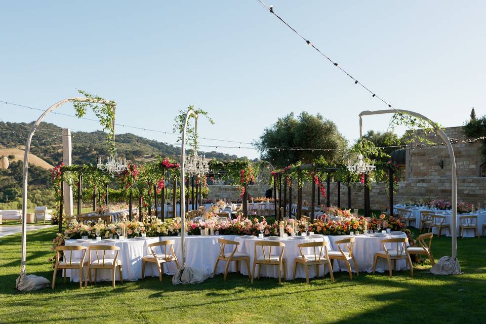 Vineyard Reception Tablescape
