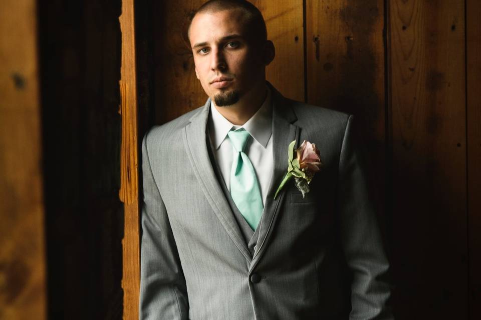 Groom in Humboldt Wedding