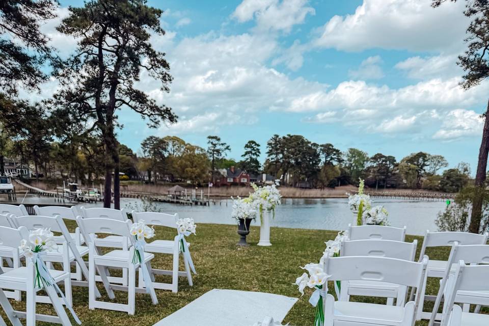 Wedding arch
