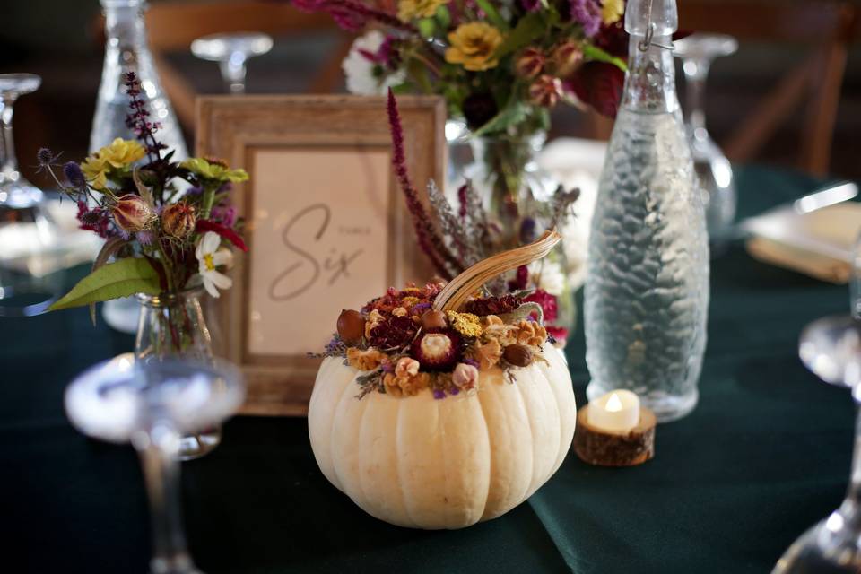 Table centerpiece
