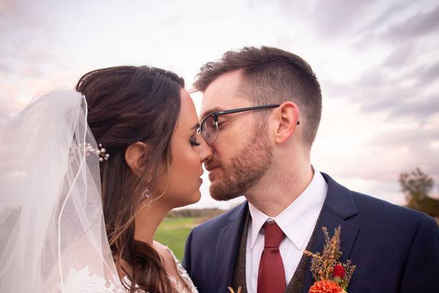 Bride and groom at Timberlodge