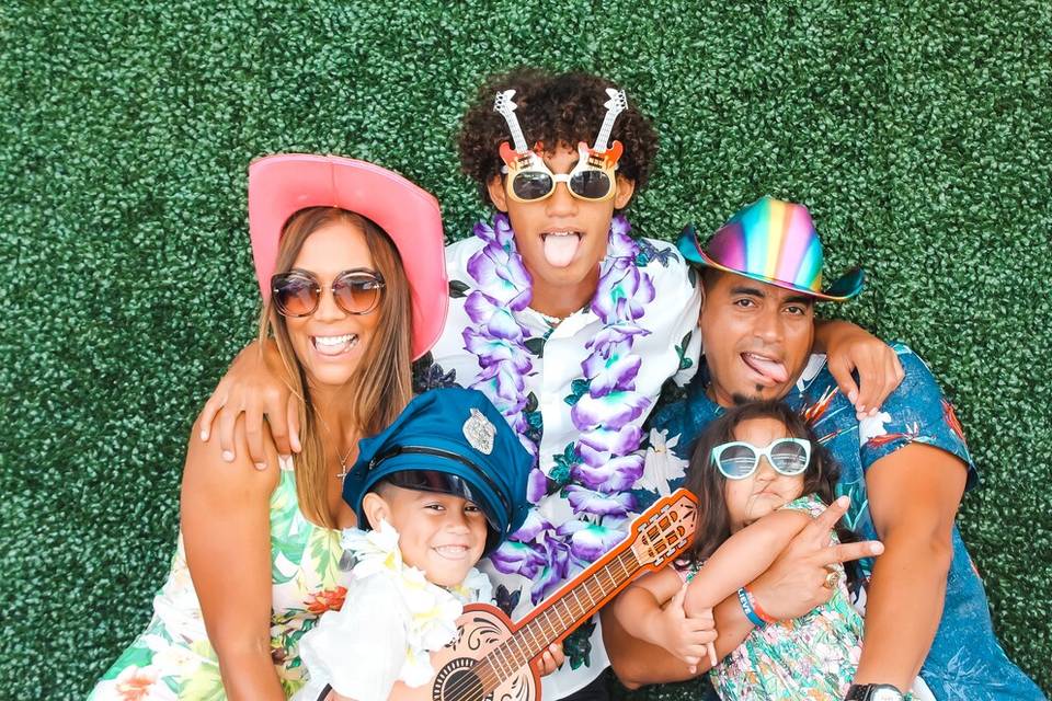 Live Capture Photobooth Company