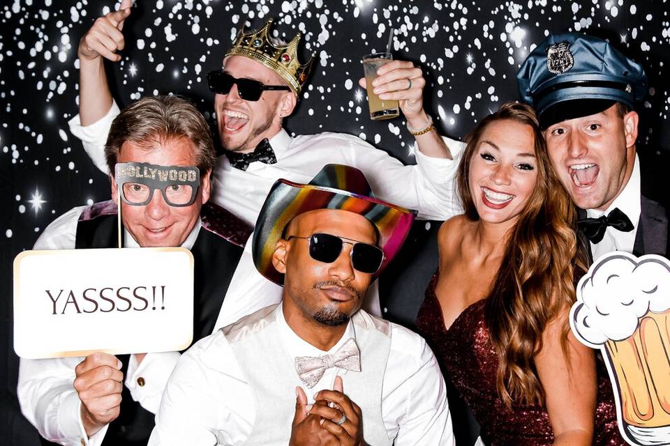 Live Capture Photobooth Company