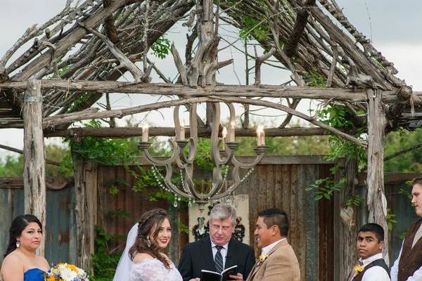 Twisted Ranch Weddings