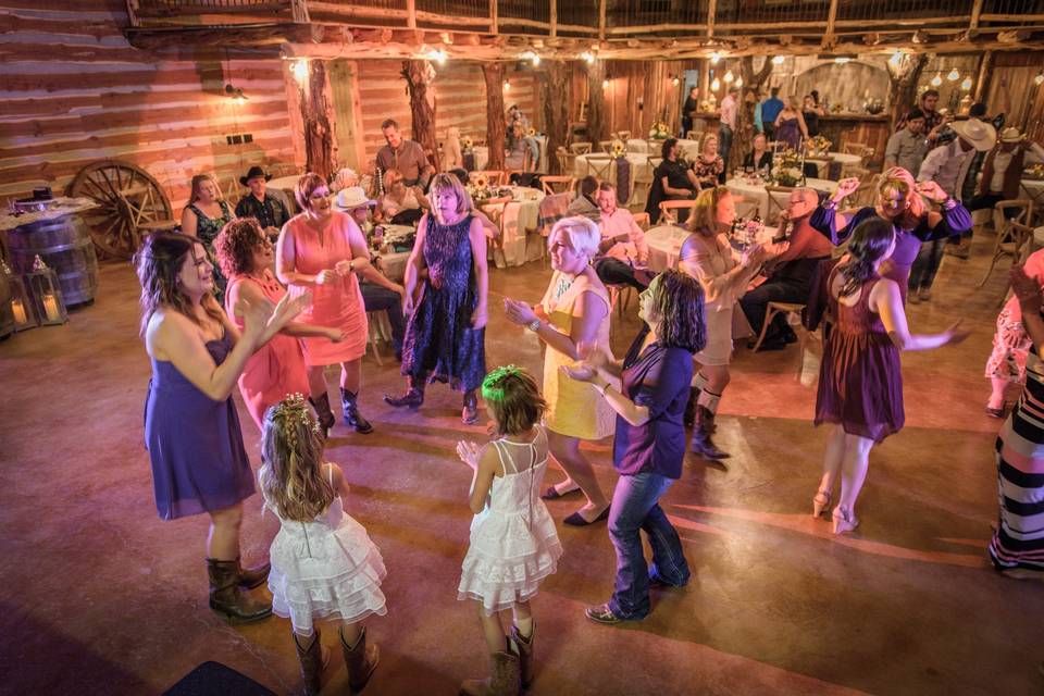 Twisted Ranch Weddings