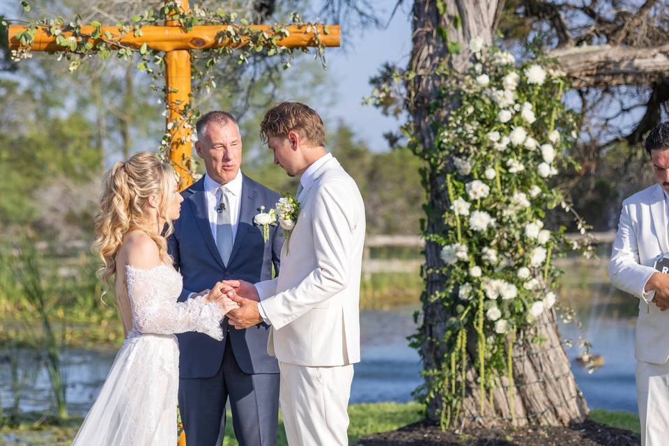 Arbor wedding