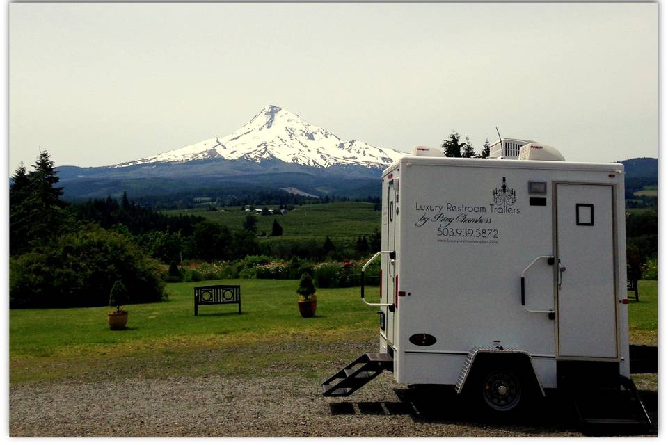 Luxury Restroom Trailers by Privy Chambers