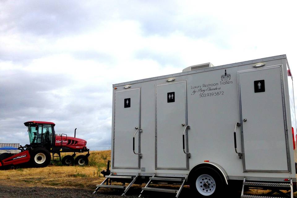 Luxury Restroom Trailers by Privy Chambers