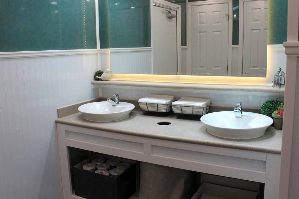 Luxury Restroom Trailers by Privy Chambers