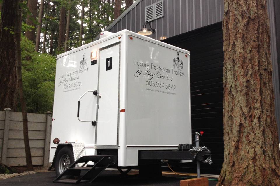 Luxury Restroom Trailers by Privy Chambers