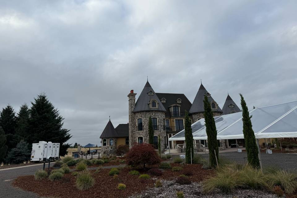 3 Stall Tent & castle