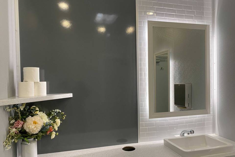 Sample trailer design