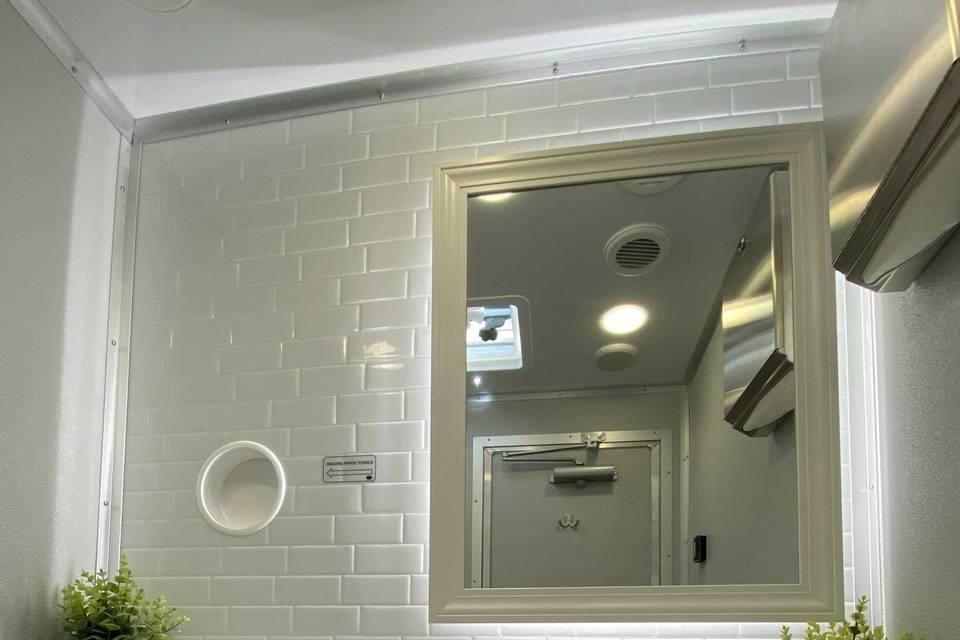 Sample trailer design