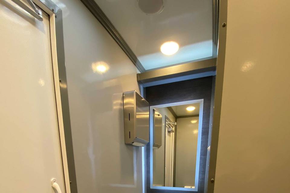 Sample trailer design