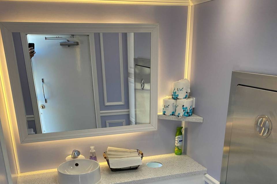 Sample trailer design