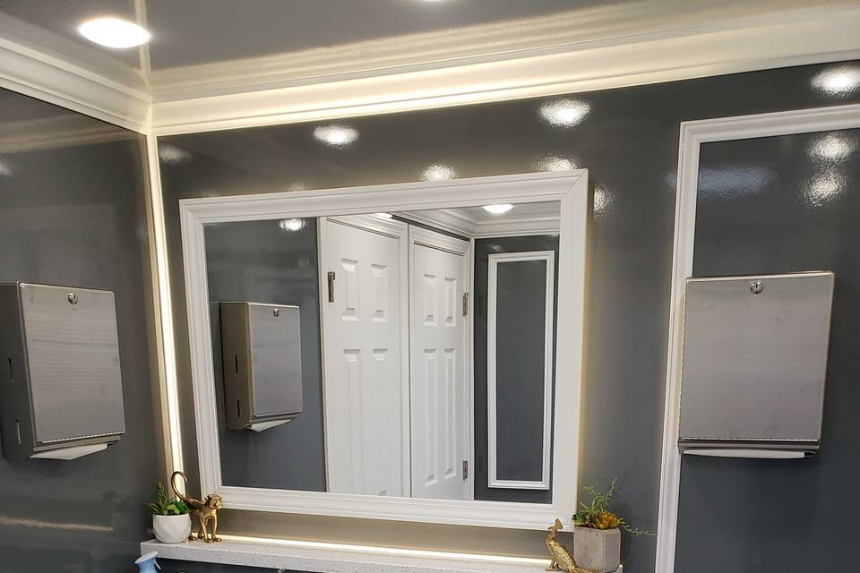 Executive 9 Station Restroom