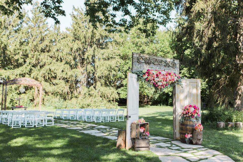 Wedding arch and aisle