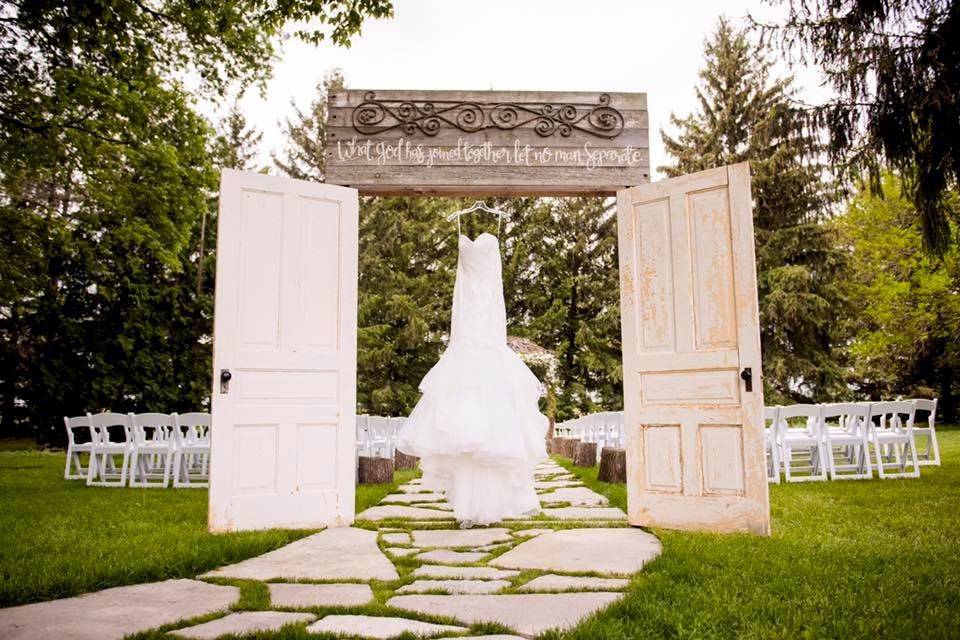 Outdoor ceremony location