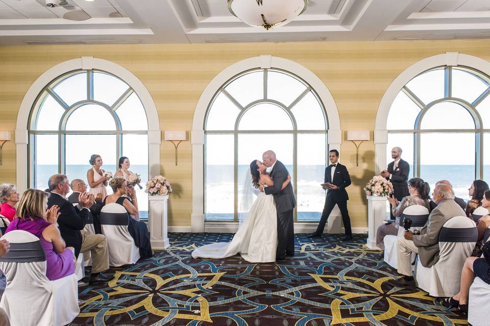 Couple's kiss