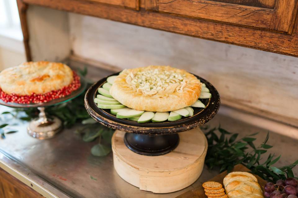 Caramel Apple Baked Brie