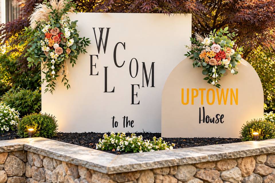 Welcome Signs: Uptown