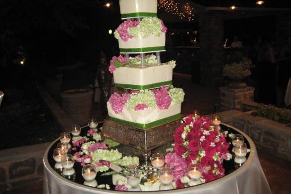 4 tier fuschia/lime green wedding cake