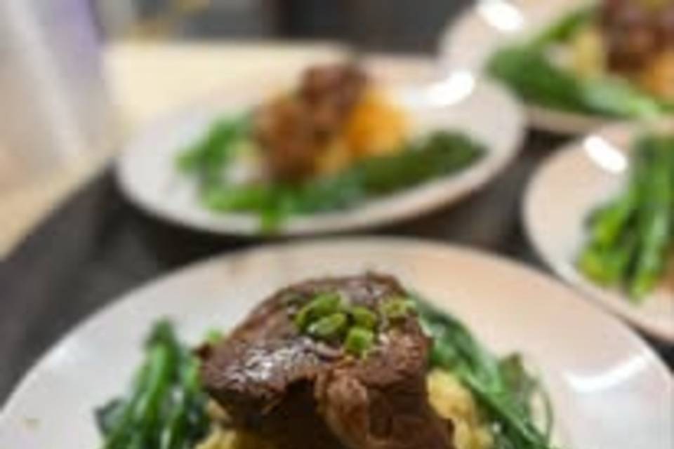 Steak Broccolini