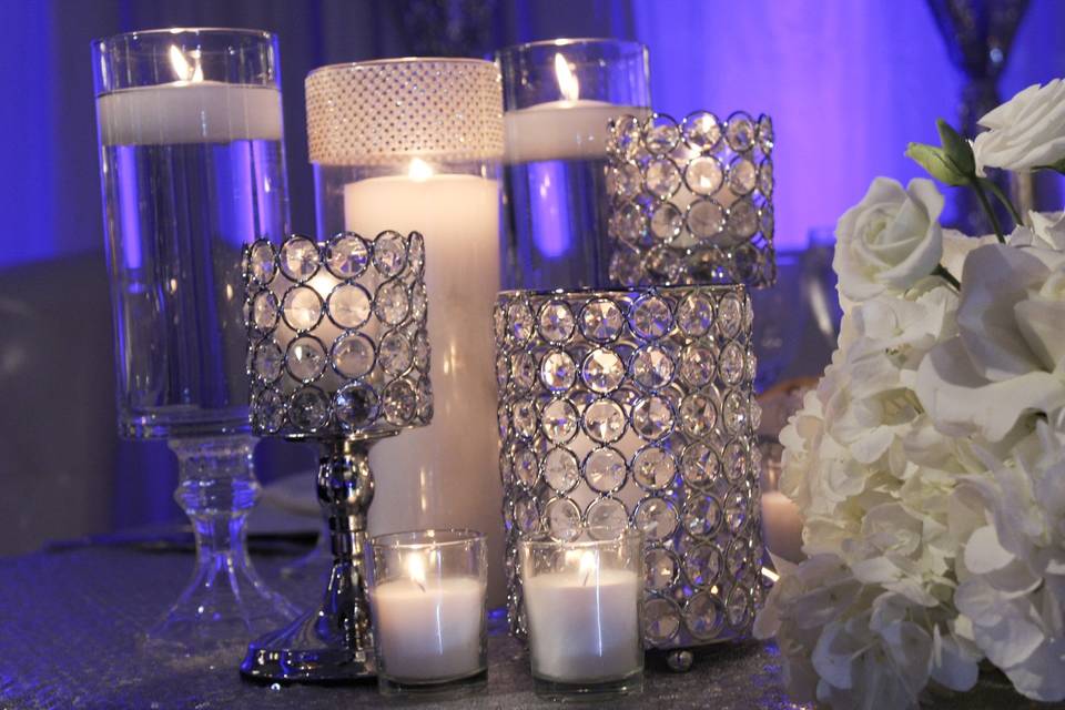 Sweetheart table decor