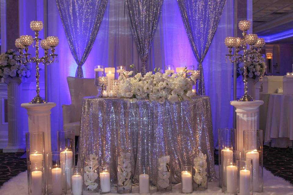 Sweetheart table