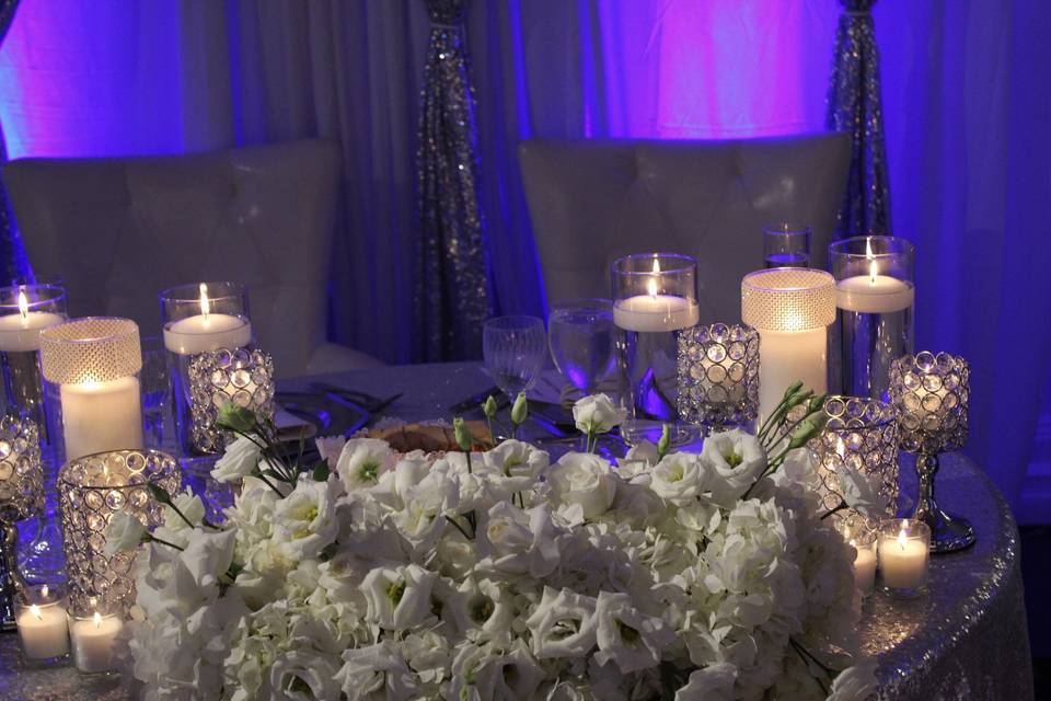 Sweetheart table decor