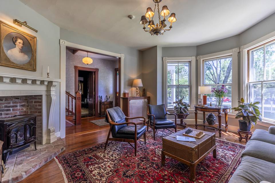Guest lounge