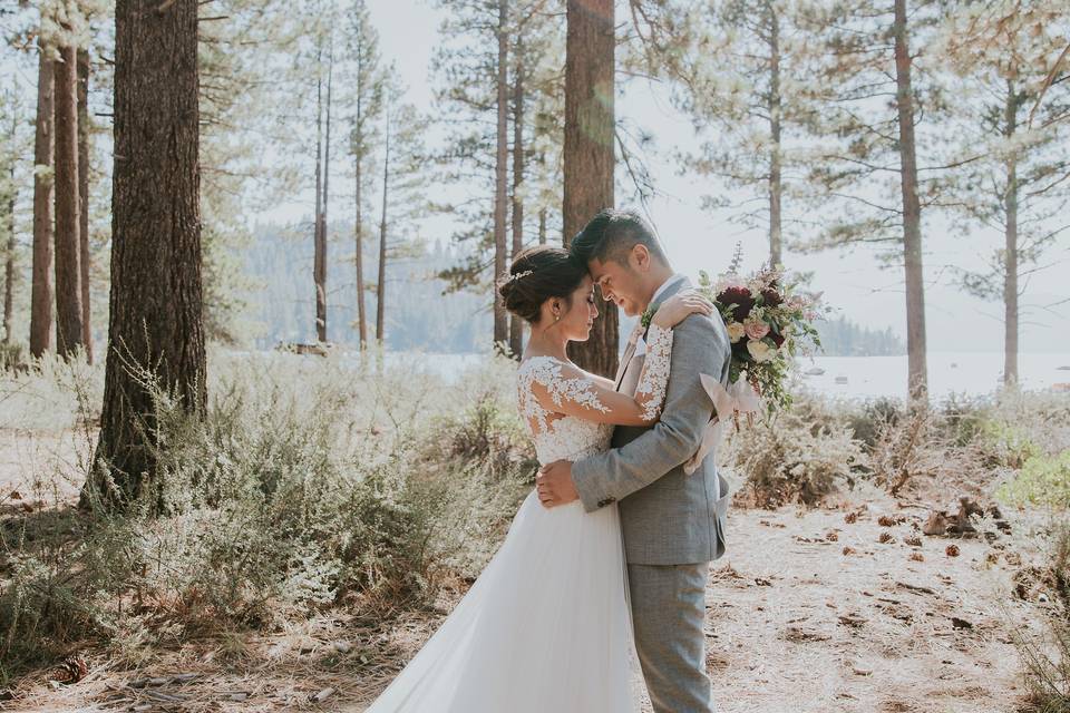 Lakefront Ceremony Venue