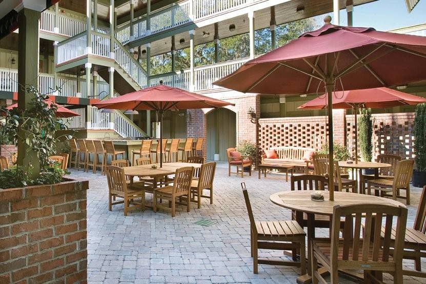 Our 1600 sq/ft. outdoor courtyard is perfect for intimate receptions or rehearsal dinners. The space also includes our adjoining 800 sq ft. indoor clubroom. Both areas combined can accommodate 50 guests for seated dinners or 75 guests for heavy hors d'oeuvres.