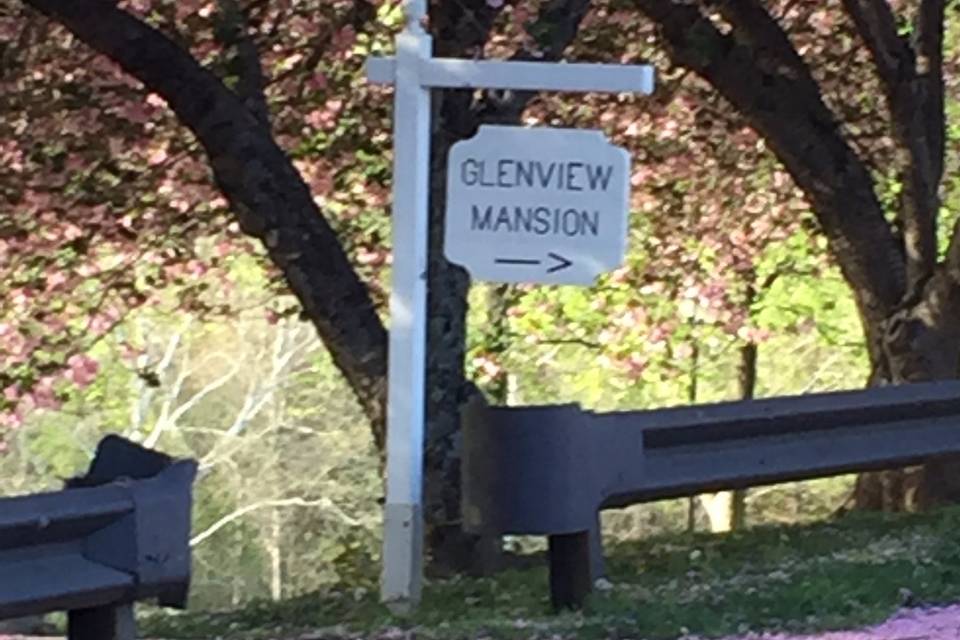 Glenview Sign