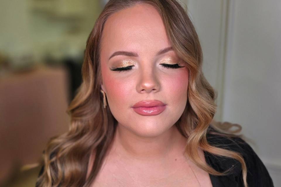 Full glam