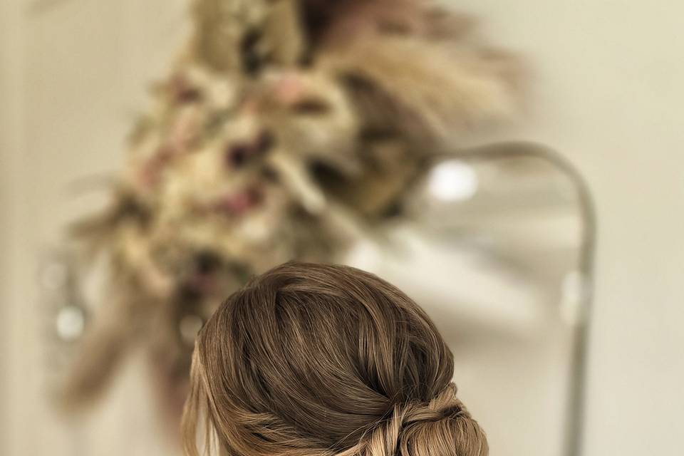 Textured bun
