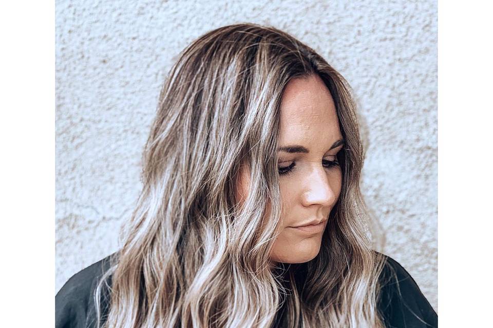 Stone a luxury blow dry bar Janie + co