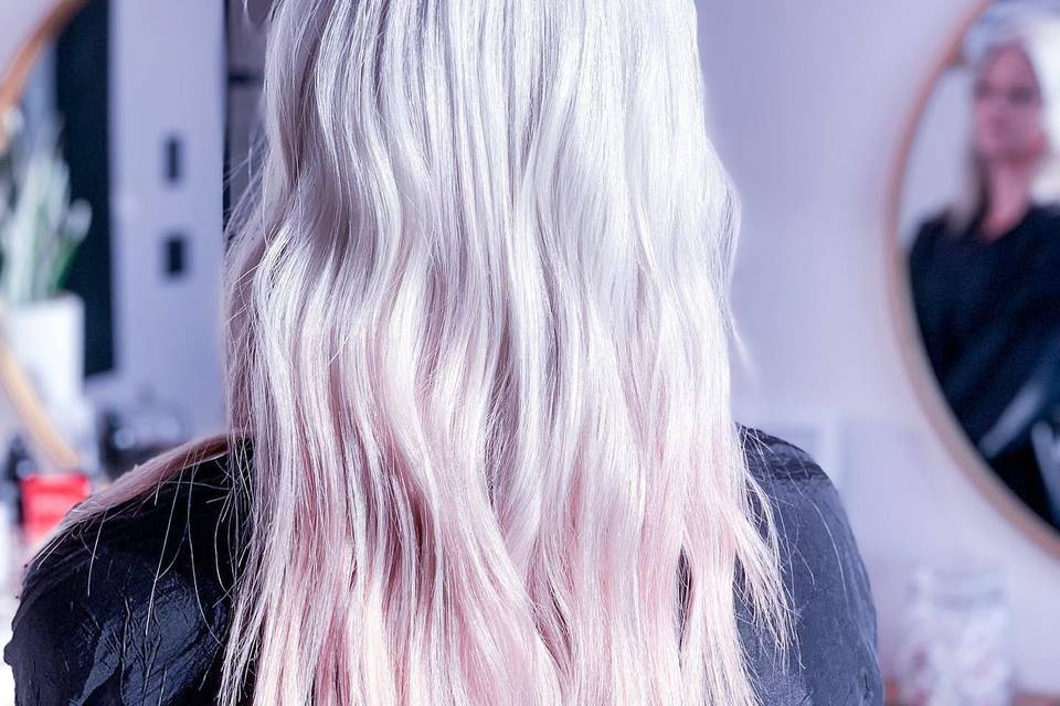 Stone a luxury blow dry bar Janie + co