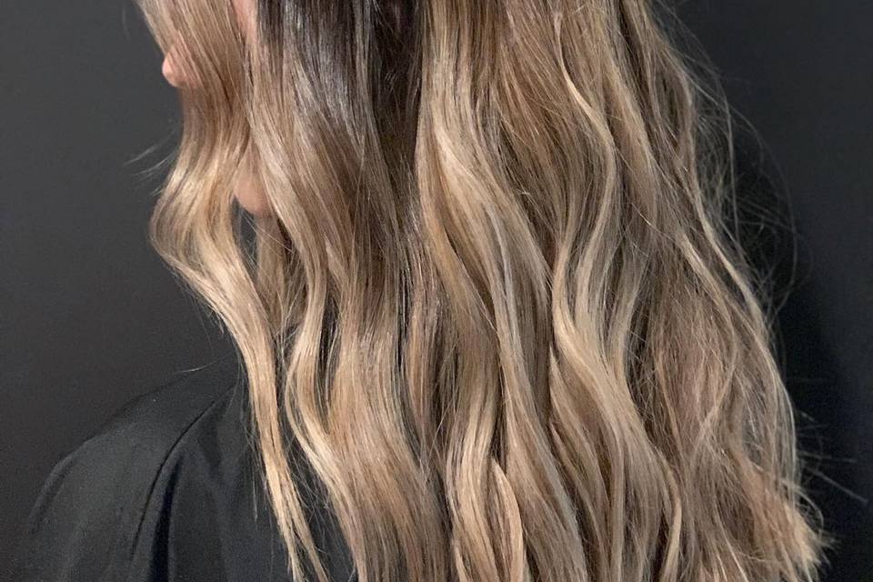 Stone a luxury blow dry bar Janie + co