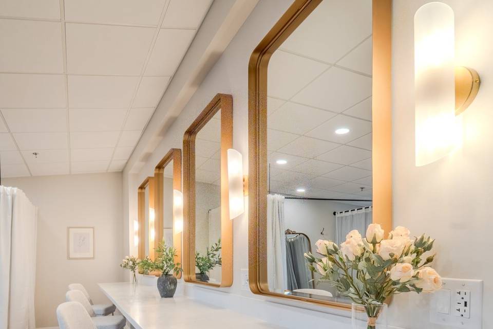 The Foundry | Bride Suite