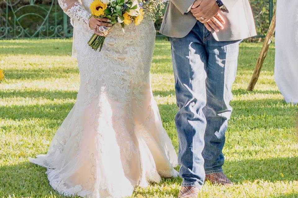 Sunflower Bride and Groom