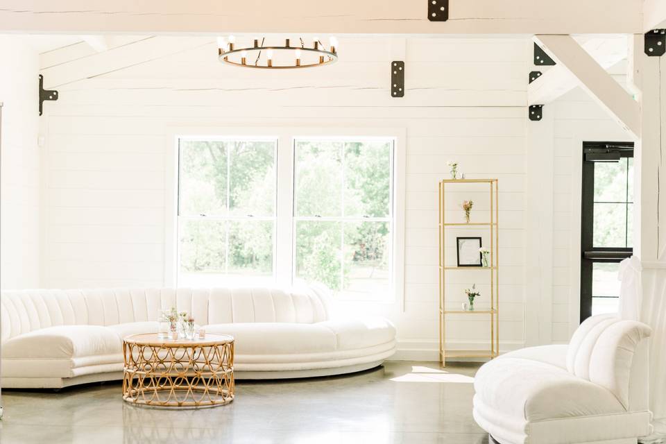 Reya Serpentine Sectional