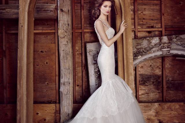 Lazaro Sheath Wedding Dress