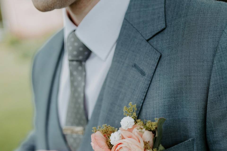 Lutherville Custom Tailor - Suits & Tuxedos