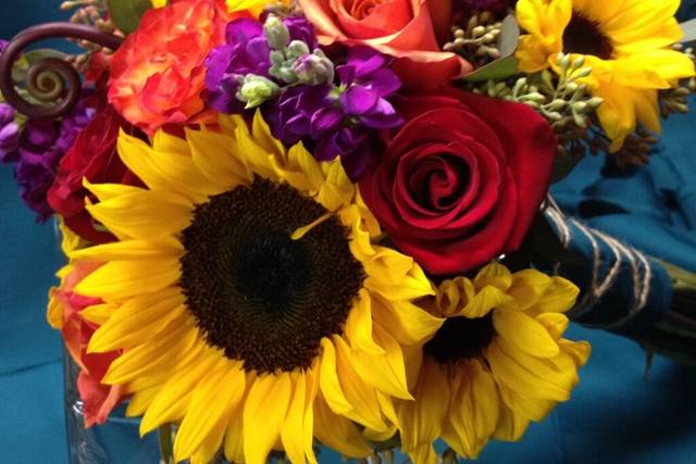 Black Eyed Susan's Florist