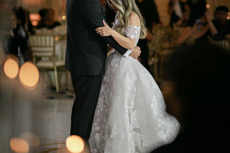 Anaelys & Armando's Wedding (14).jpg