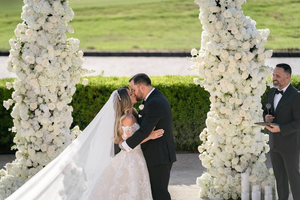 Anaelys & Armando's Wedding (3).jpg