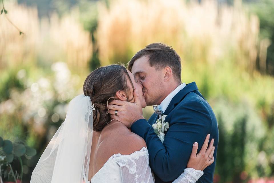 Emily & Tommy's Wedding (10).jpg