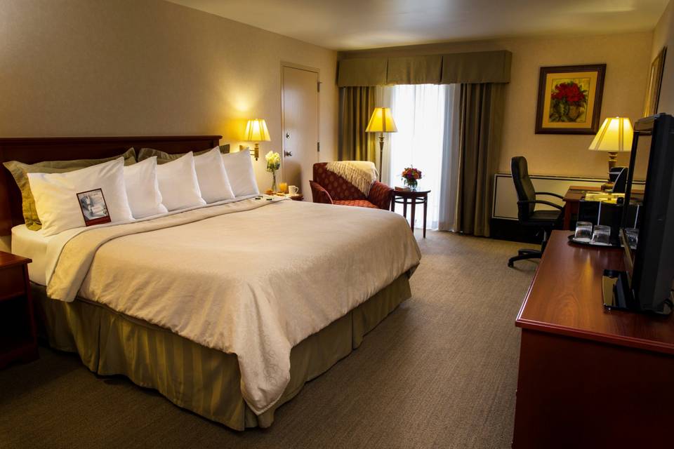 Complimentary Guestroom for the bride and groom when booking your wedding with us!