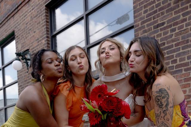 Bride & Bridesmaids